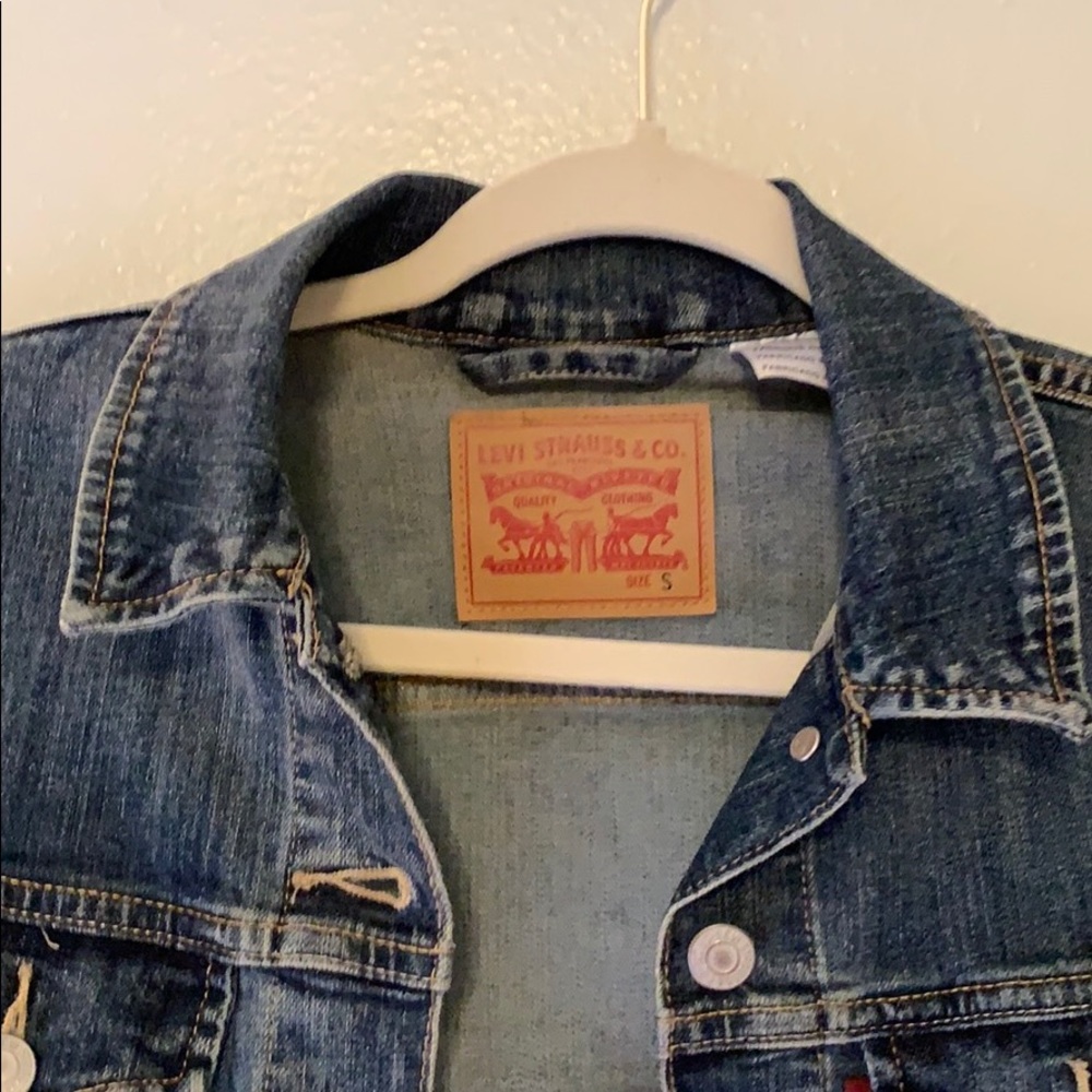 Levi Denim Jean Jacket - Picture 2 of 2